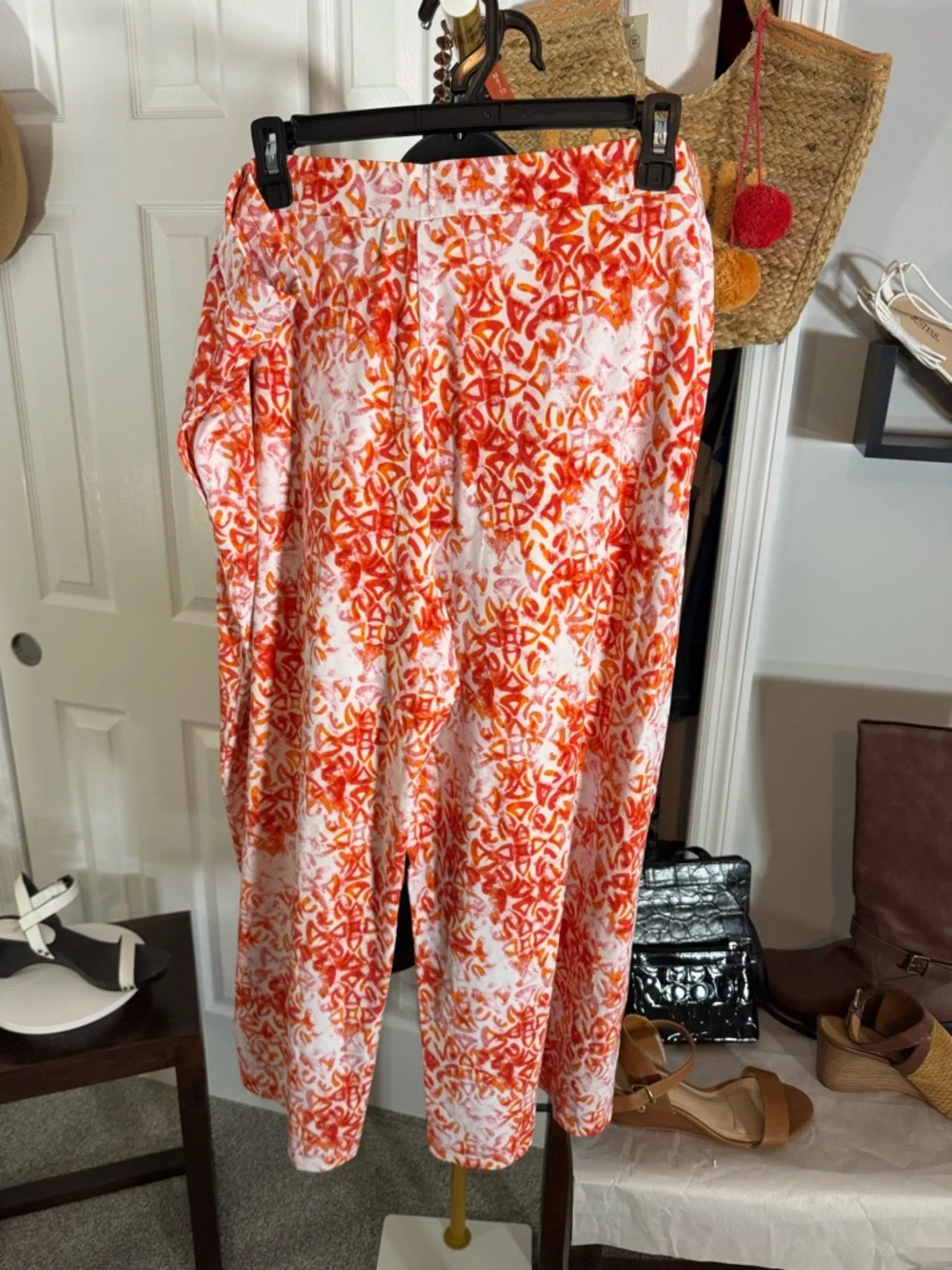 Susan Graver Pink and Orange Printed Culotte Pants - Picture 4 of 6